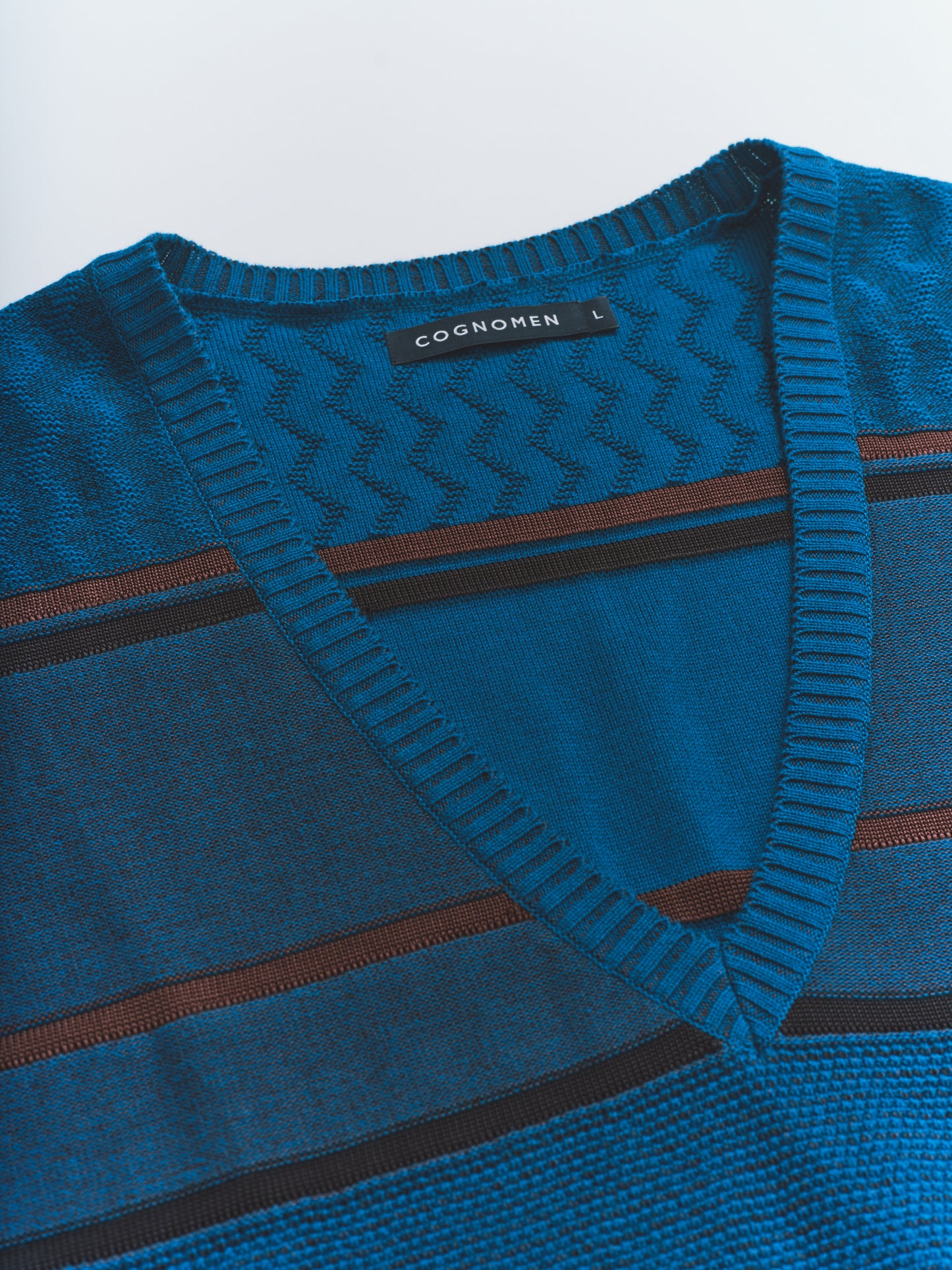 COLOUR TONE KNIT VEST